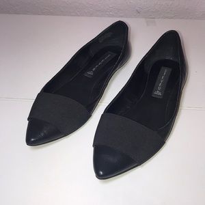 Steven Madden Black flats size 7 CUTE!